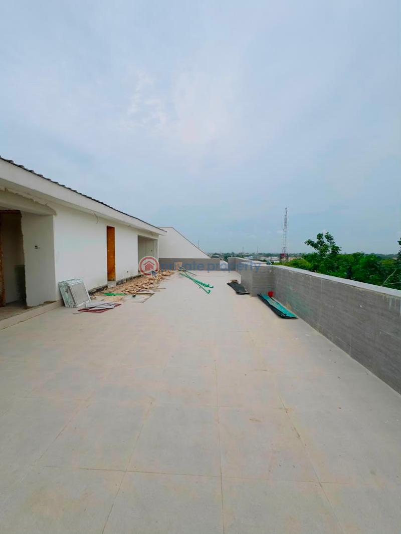 4 bedroom Flat & Apartment For Sale Shonibare Estate Maryland Lagos - 1