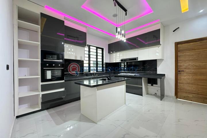 Contemporary 4 bedroom semi-detached duplex with boys quarter - 11 4 bedroom Semi detached Duplex For Sale Ajah Lagos - 11