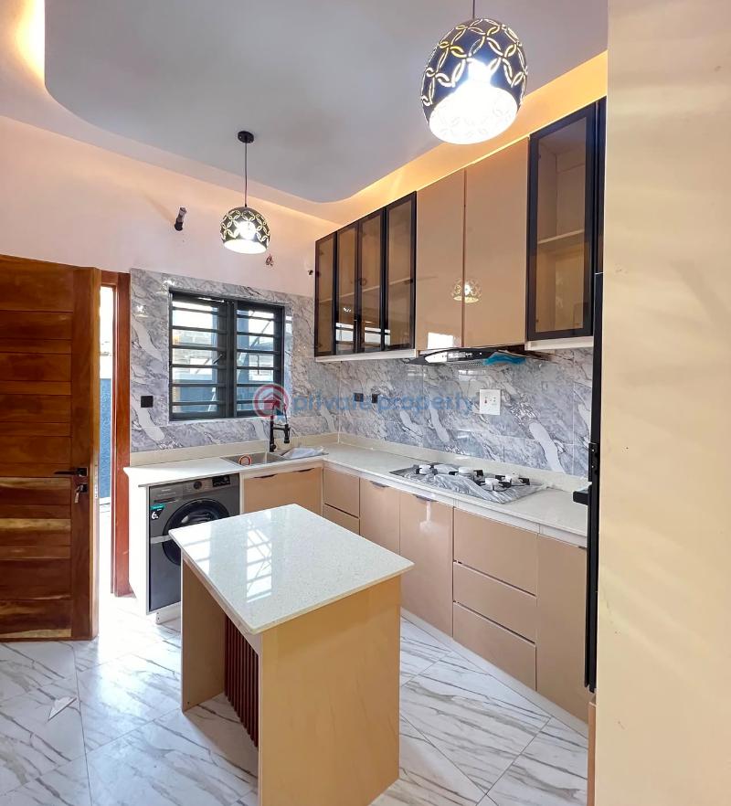 4 bedroom Semi detached Duplex For Sale Secure Estate At Ajah Lekki Ajah Lagos - 4