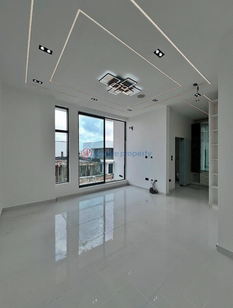 4 bedroom Semi detached Duplex For Sale Secure Estate At Ajah Lekki Ajah Lagos - 7