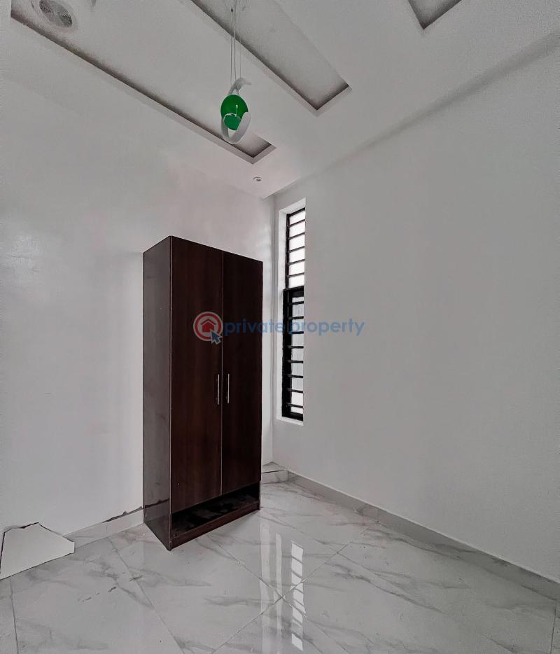 4 bedroom Semi detached Duplex For Sale Secure Estate At Chevron Lekki Along Lekki Expressway Lagos - 11