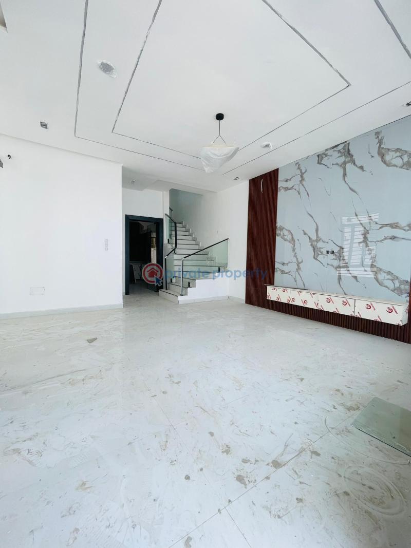 4 bedroom Semi detached Duplex For Sale Second Toll Gate Chevron Drive Lekki Lagos - 3