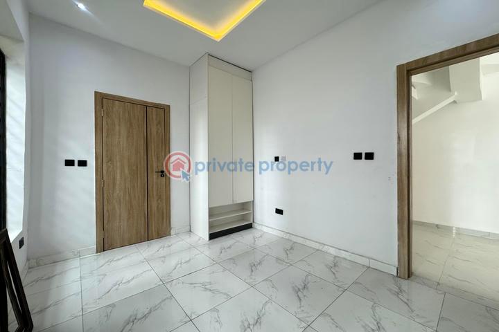 Contemporary 4 bedroom semi-detached duplex with boys quarter - 8 4 bedroom Semi detached Duplex For Sale Ajah Lagos - 8