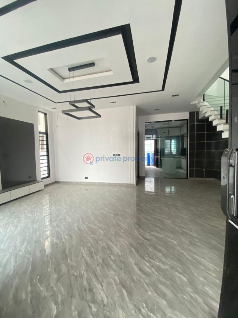 4 bedroom Semi detached Duplex For Sale In A Prestigious Estate Ikota Lekki Lagos - 3