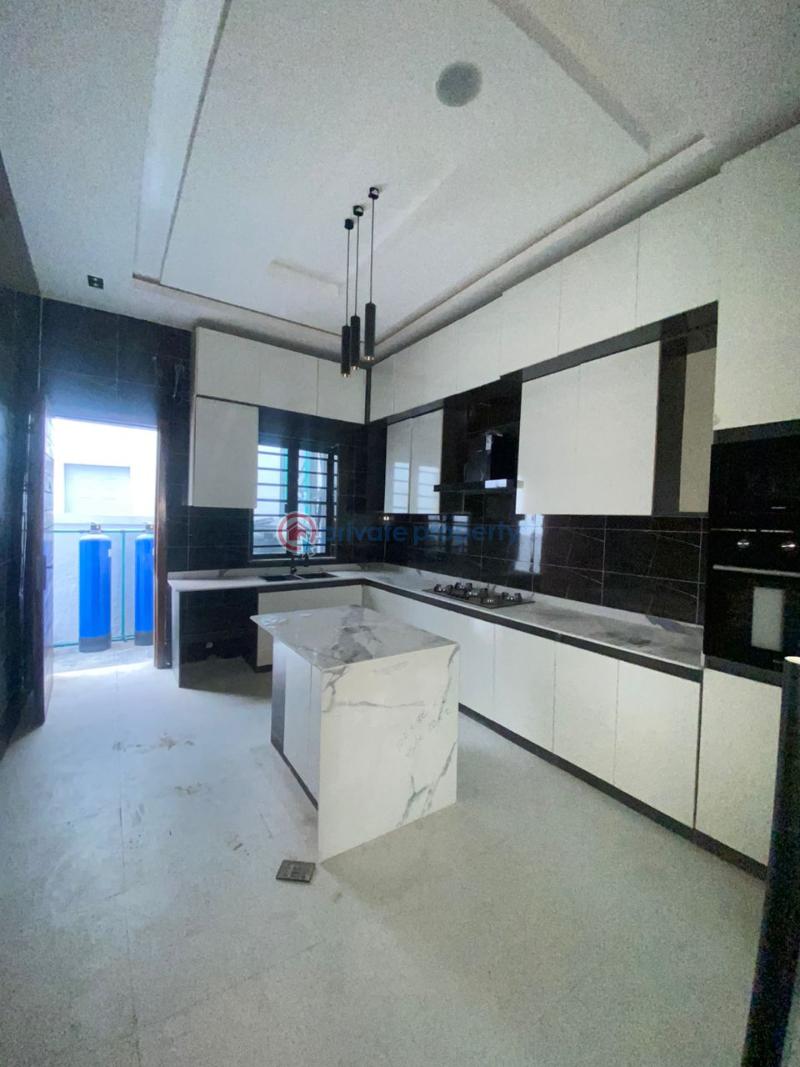 4 bedroom Semi detached Duplex For Sale In A Prestigious Estate Ikota Lekki Lagos - 7