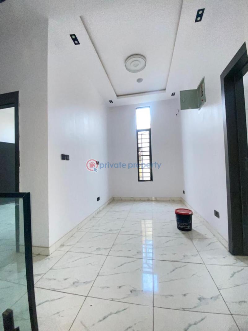 4 bedroom Semi detached Duplex For Sale In A Prestigious Estate Ikota Lekki Lagos - 8