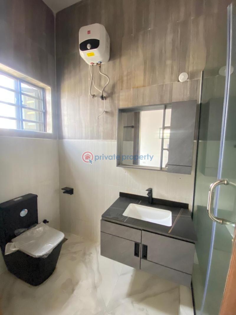 4 bedroom Terraced Duplex For Sale Chevron Drive Lekki Lagos - 17