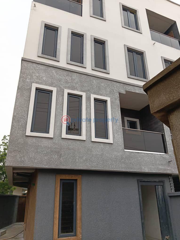 4 bedroom Terraced Duplex For Sale Maryland Crescent Maryland Lagos