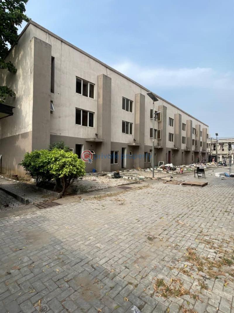 4 bedroom Terrace For Sale Yaba Lagos - 0