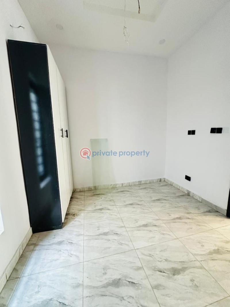 4 bedroom Terraced Duplex For Sale Ikota Lekki Lagos - 16