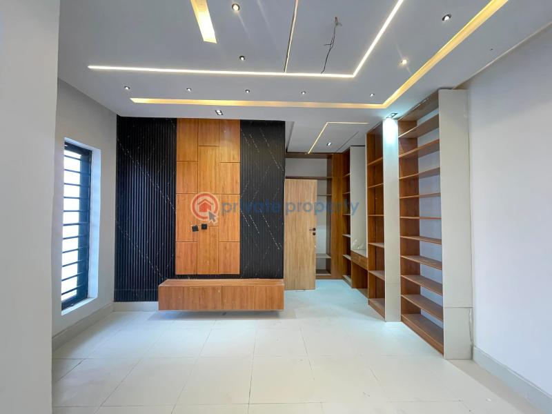 Flat & Apartment For Sale Thomas Estate Ajah Lagos - 2
