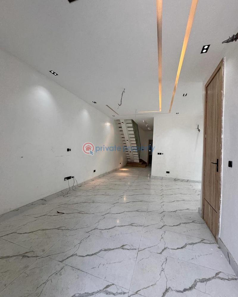 4 bedroom Semi detached Duplex For Rent Chevron Drive Lekki Lagos - 2