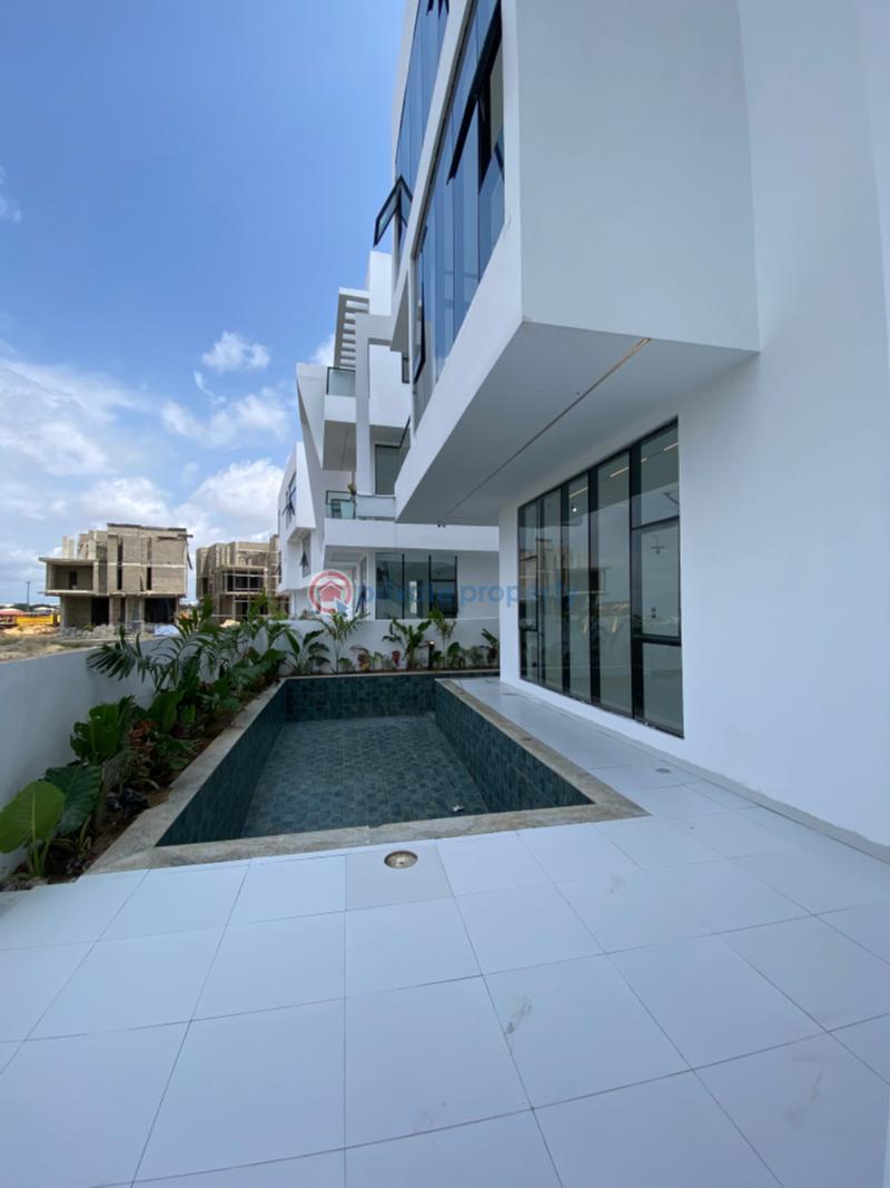 5 bedroom Detached Duplex For Sale Osapa London Lekki Lagos - 11