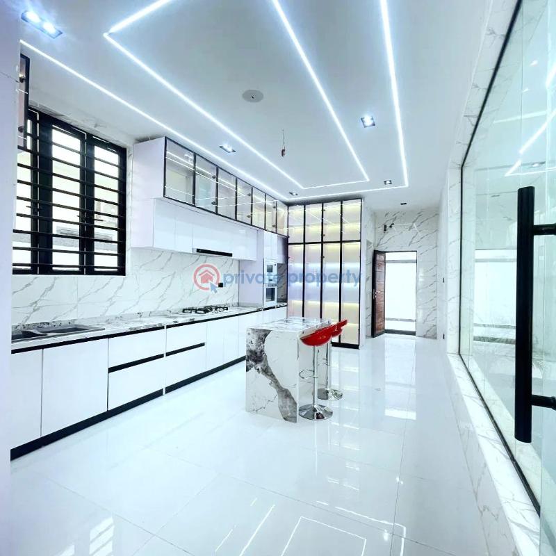 5 bedroom Detached Duplex For Sale Chevron Drive Lekki Lagos - 12