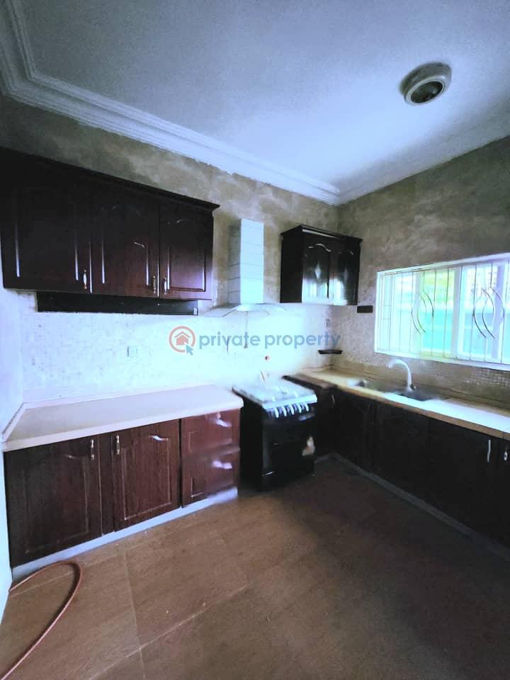 Well maintained e bedroom duplex - 5 3 bedroom Terraced Duplex For Rent Osapa London Lekki Lagos - 5