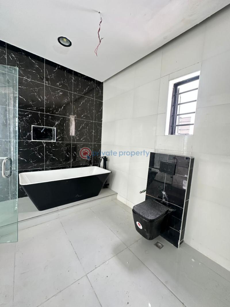 Contemporary 5 bedroom detached duplex  for sale - 10 5 bedroom Detached Duplex For Sale With Pool Corner Piece Orchid Lekki Lekki Lagos - 10