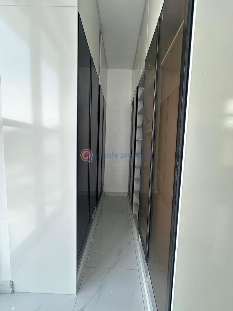 Contemporary 5 bedroom detached duplex  for sale - 10 5 bedroom Detached Duplex For Sale Chevron Lekki Lekki Lagos - 10