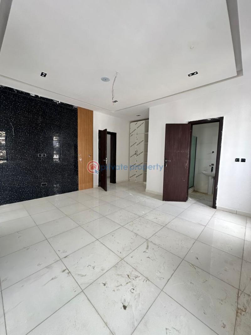 Contemporary 5 bedroom detached duplex  for sale - 12 5 bedroom Detached Duplex For Sale With Pool Corner Piece Orchid Lekki Lekki Lagos - 12