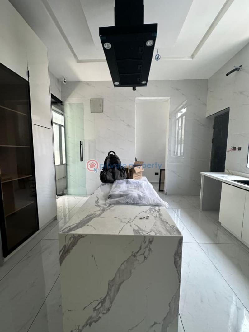Contemporary 5 bedroom detached duplex  for sale - 26 5 bedroom Detached Duplex For Sale Chevron Lekki Lekki Lagos - 26