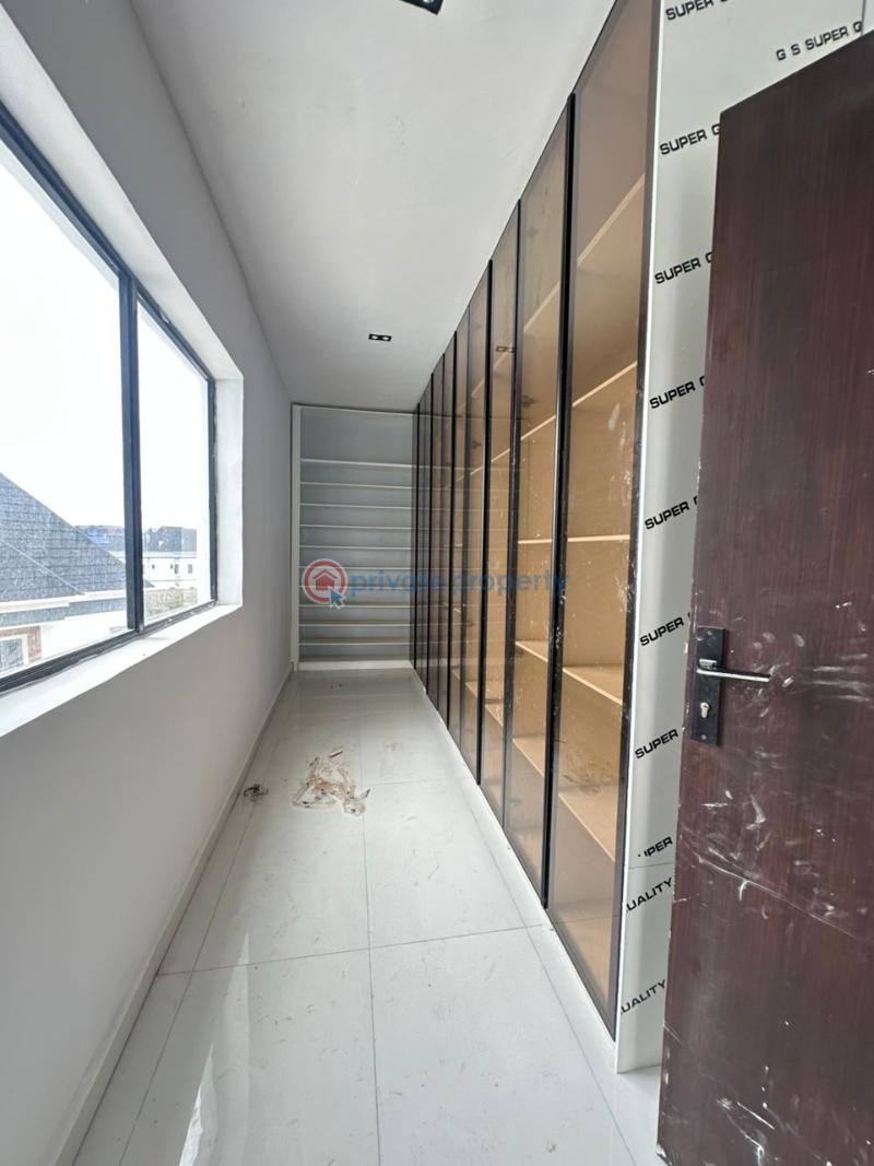 Contemporary 5 bedroom detached duplex  for sale - 19 5 bedroom Detached Duplex For Sale With Pool Corner Piece Orchid Lekki Lekki Lagos - 19
