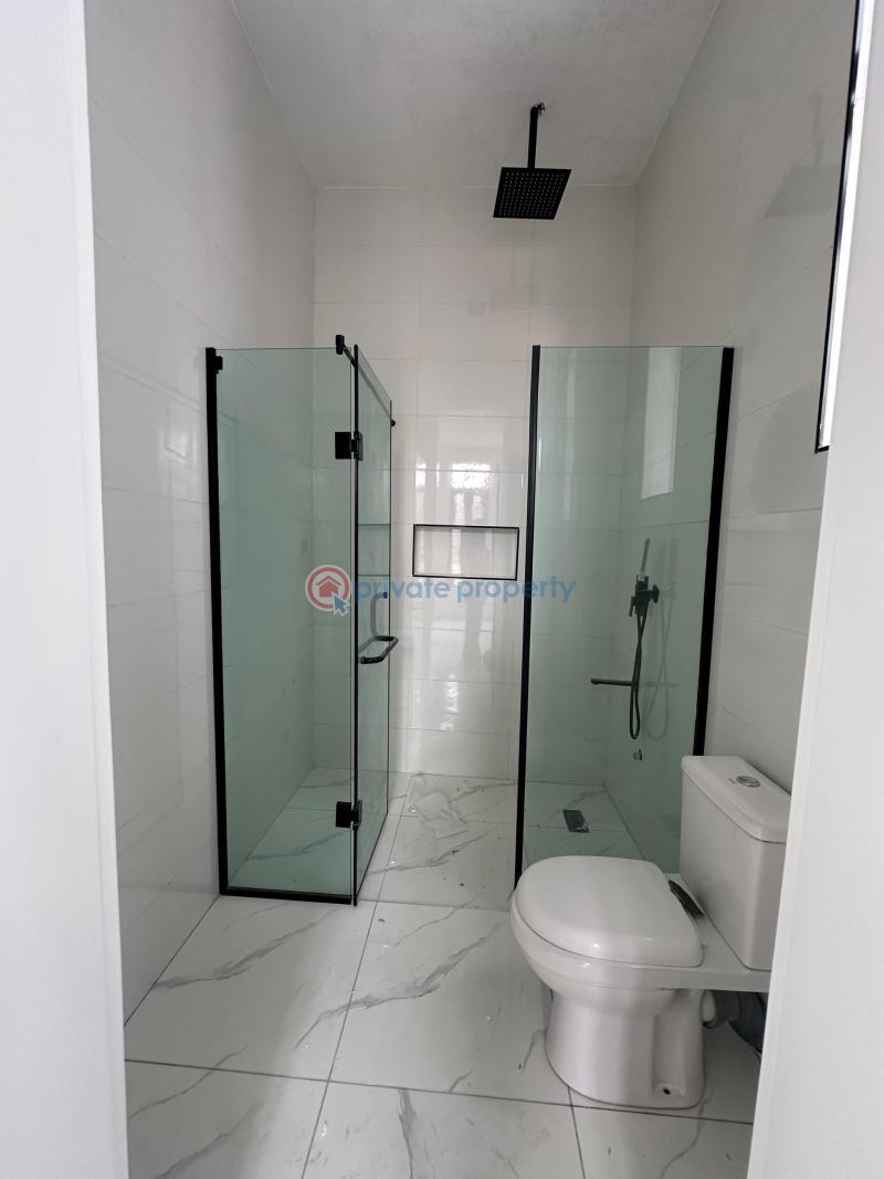 Contemporary 5 bedroom detached duplex  for sale - 13 5 bedroom Detached Duplex For Sale Chevron Lekki Lekki Lagos - 13