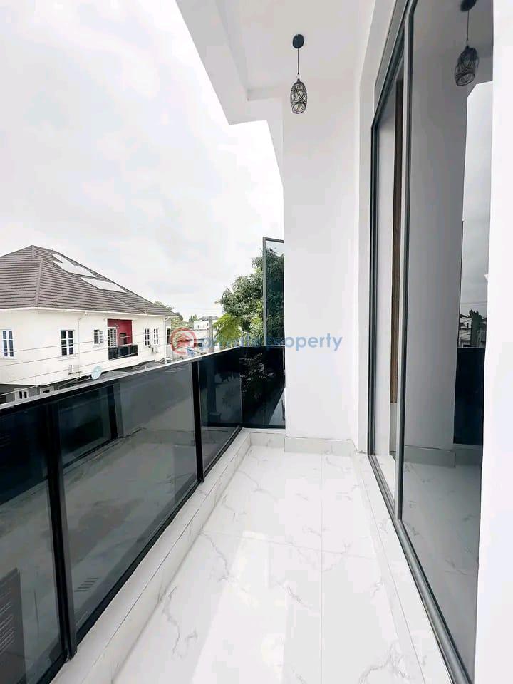 5 bedroom Detached Duplex For Sale Sangotedo Lagos