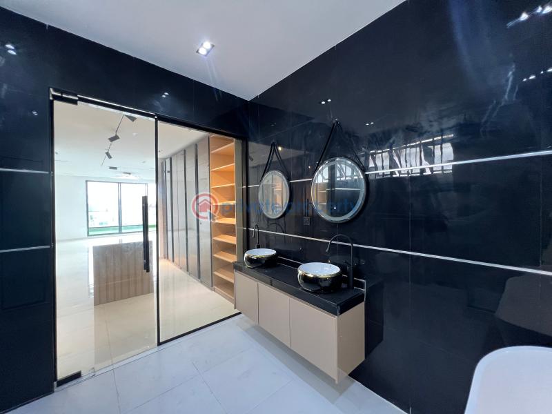 5 bedroom Detached Duplex For Sale Victoria Garden City Lekki Lagos - 14