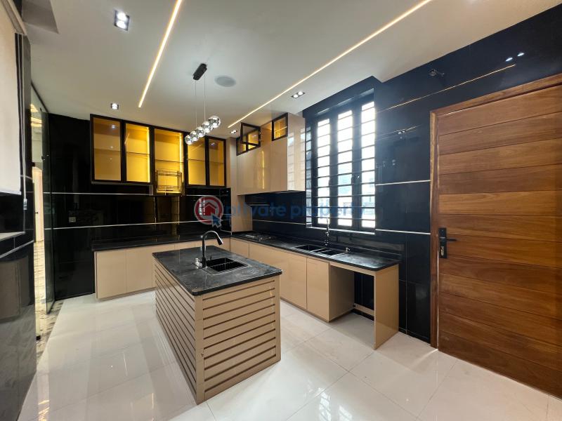 5 bedroom Detached Duplex For Sale Victoria Garden City Lekki Lagos - 10
