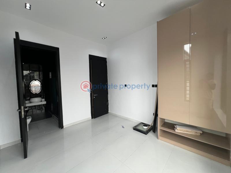 5 bedroom Detached Duplex For Sale Victoria Garden City Lekki Lagos - 11