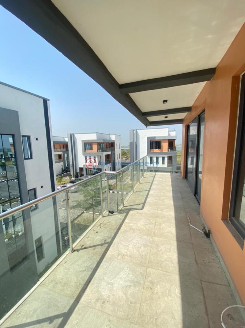 5 bedroom Detached Duplex For Sale Lekki Lagos - 1