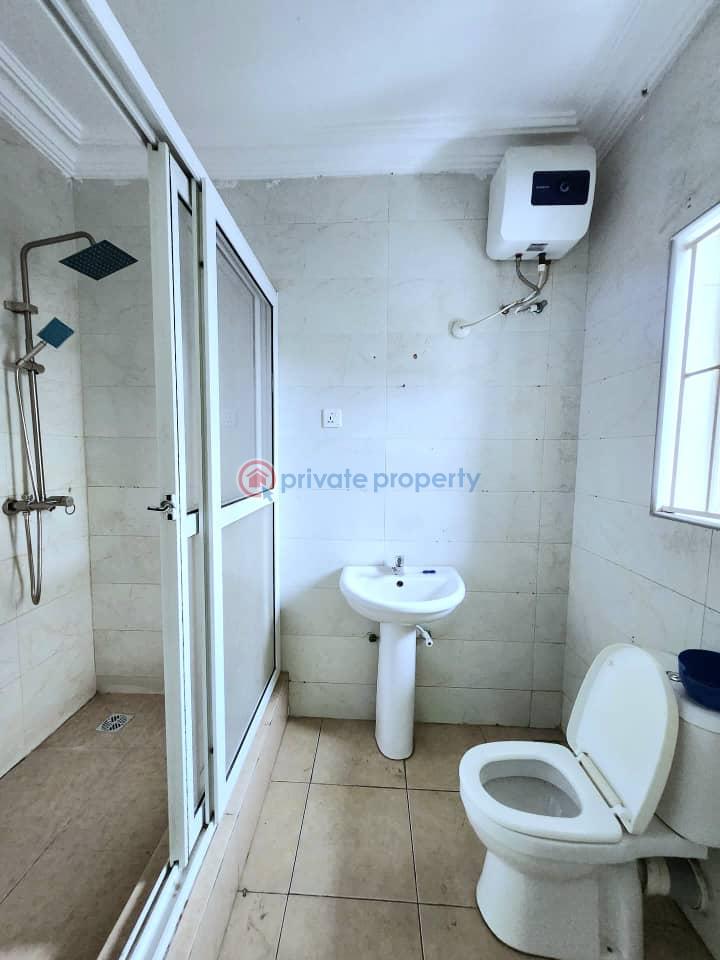 Well maintained e bedroom duplex - 10 3 bedroom Terraced Duplex For Rent Osapa London Lekki Lagos - 10
