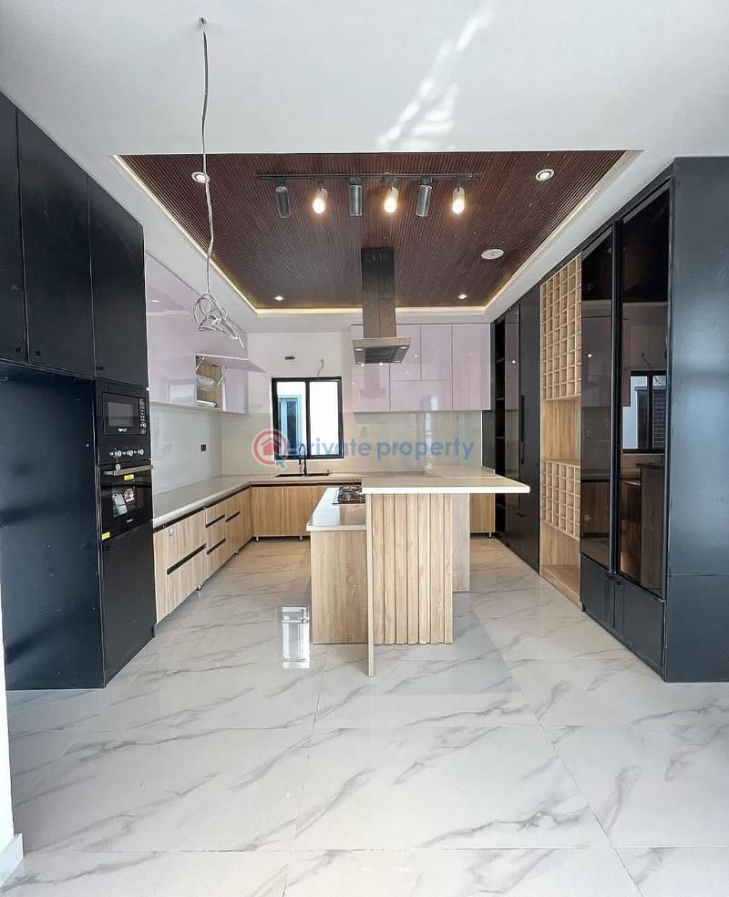 Contemporary 5 bedroom detached duplex with bq, cinema & swimming pool & roof terrace - 14 5 bedroom Detached Duplex For Sale Orchid Road Lekki Lekki Lagos - 14