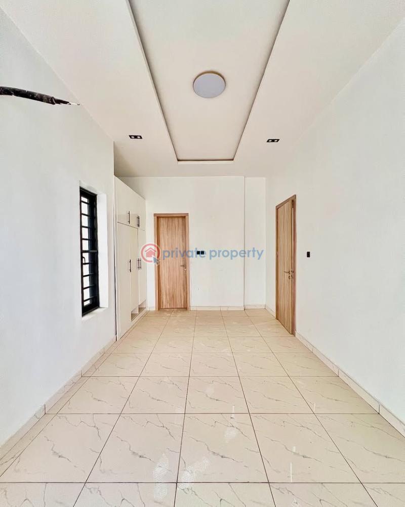 5 bedroom Detached Duplex For Sale Orchid Road Lekki Lagos - 9