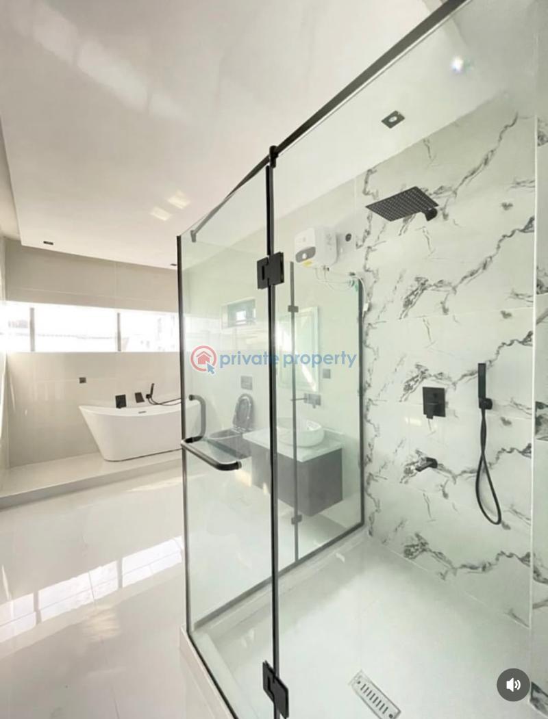 5 bedroom Detached Duplex For Sale Ologolo Lekki Lagos - 2