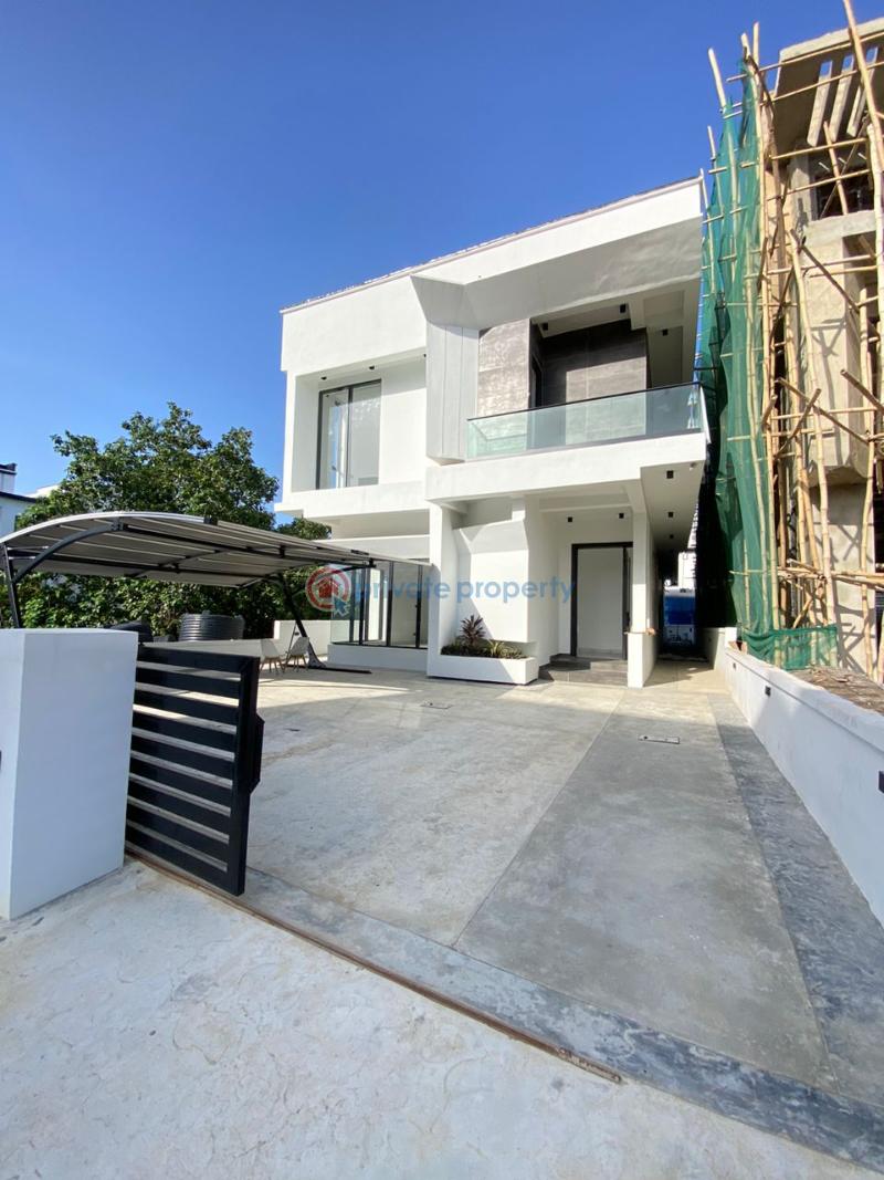 4 bedroom Detached Duplex For Sale Ikota Lekki Lagos - 2