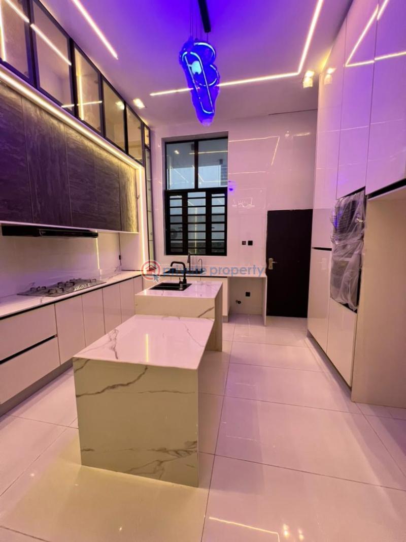 5 bedroom Detached Duplex For Sale Chevron Estate Chevron Drive Lekki Lagos - 6