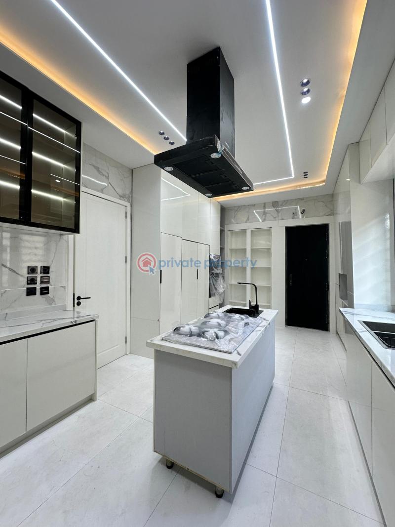 5 bedroom Detached Duplex For Sale Chevron Drive Lekki Lagos - 4