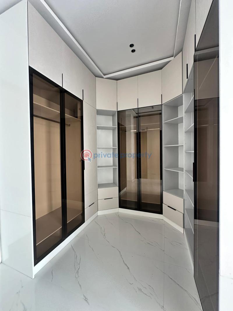 5 bedroom Detached Duplex For Sale Chevron Drive Lekki Lagos - 13