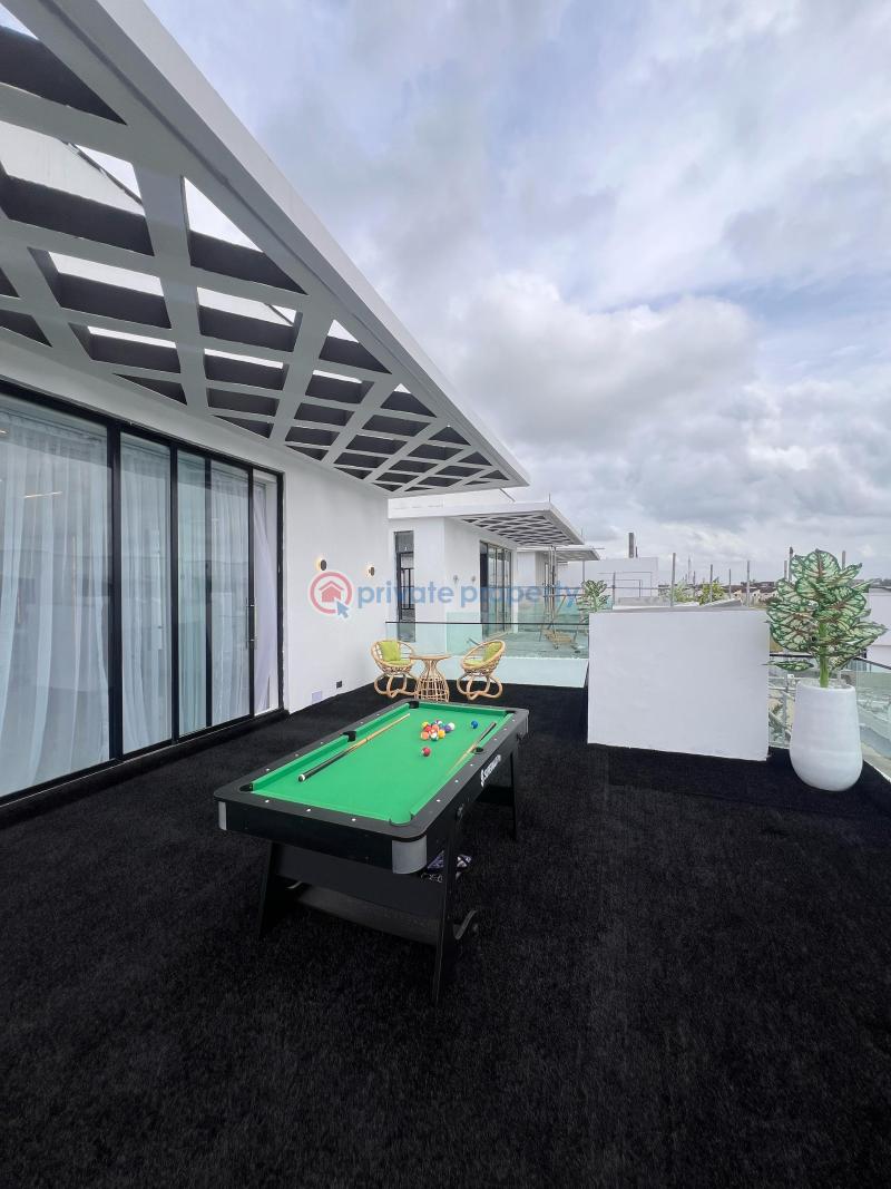 5 bedroom Detached Duplex For Sale Chevron Drive Lekki Lagos - 3