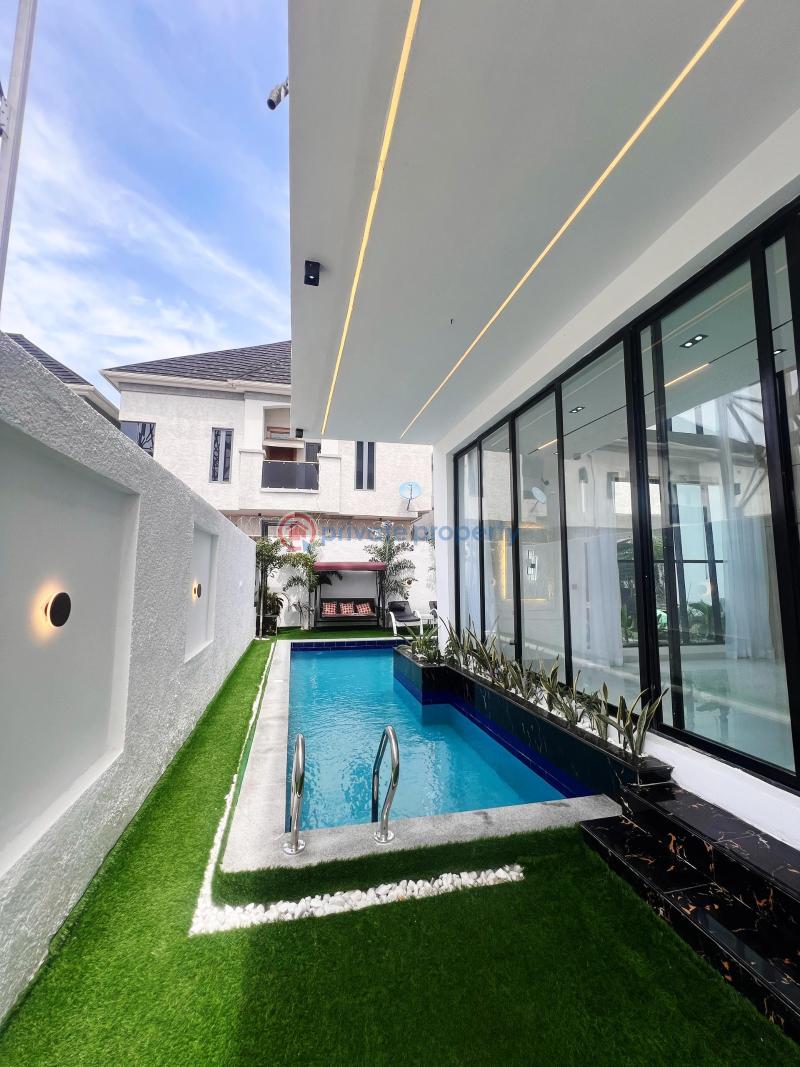 5 bedroom Detached Duplex For Sale Chevron Drive Lekki Lagos - 1