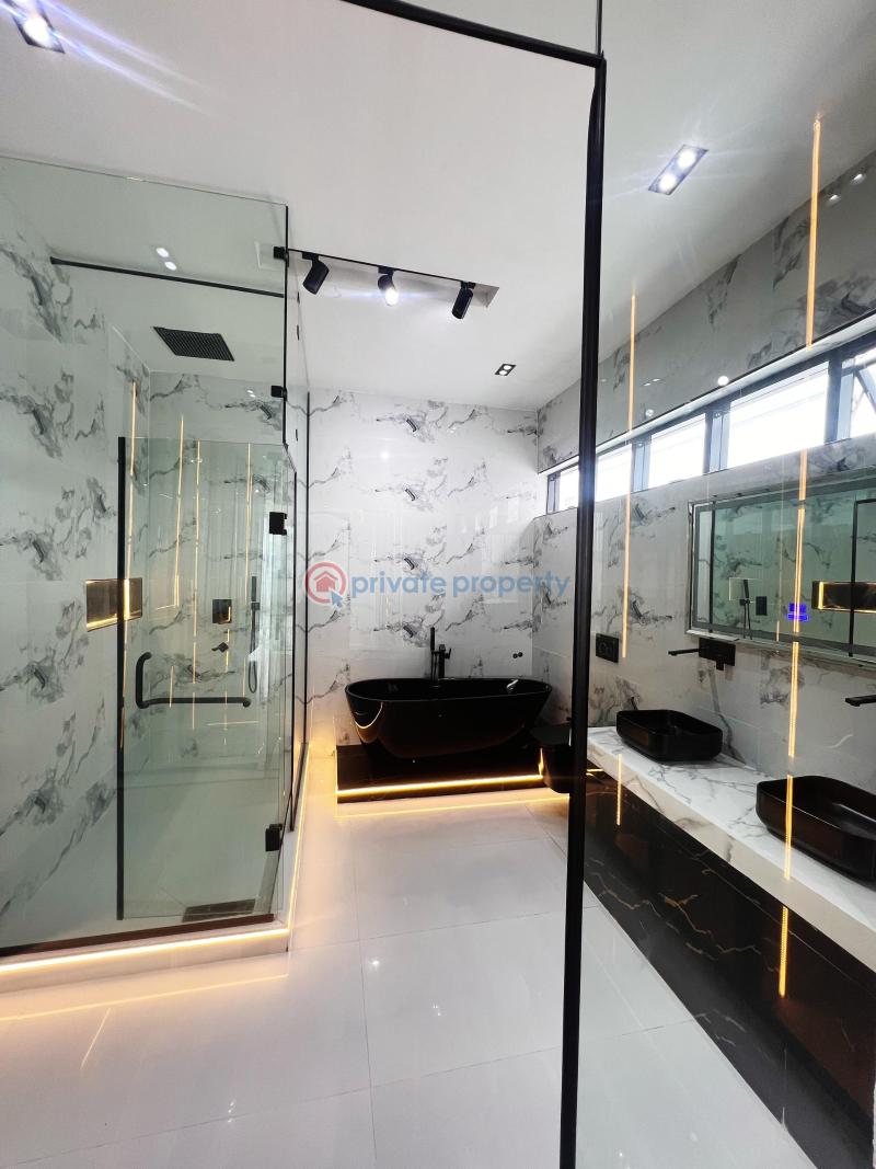 5 bedroom Detached Duplex For Sale Chevron Drive Lekki Lagos - 4