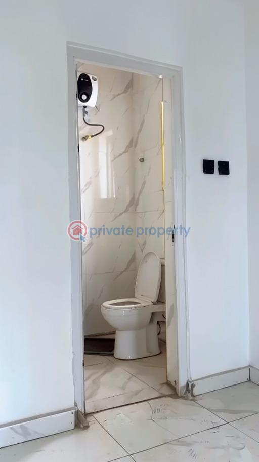 5 bedroom Detached Duplex For Sale Amuwo Odofin Lagos - 9