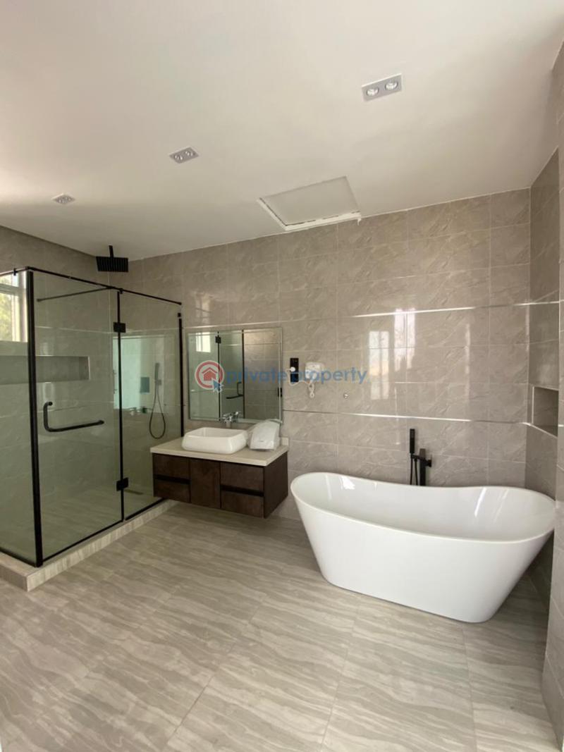 5 bedroom Detached Duplex For Sale Lekki Lagos - 3