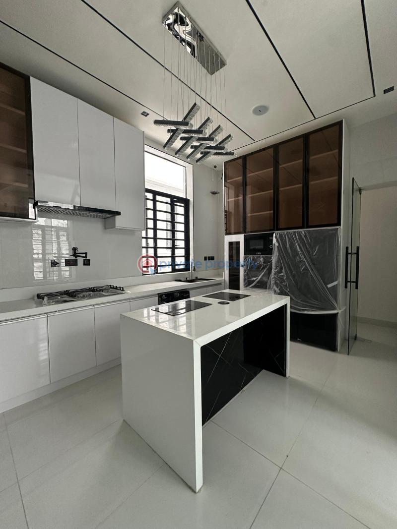 5 bedroom Duplex For Sale Chevron Drive Lekki Lagos - 1