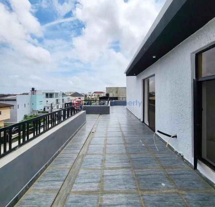 Contemporary 5 bedroom fully detached duplex - 8 5 bedroom Duplex For Sale Osapa London Lekki Lagos - 8