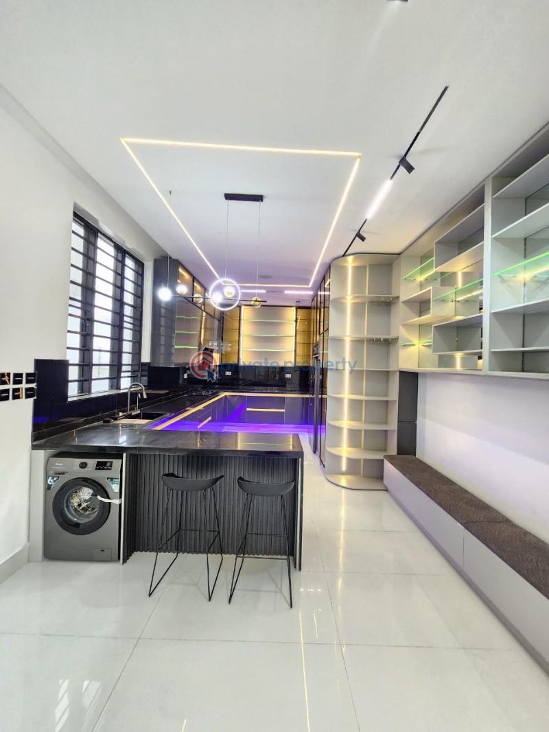 5 bedroom Detached Duplex For Sale Orchid Road Lekki Lagos - 4
