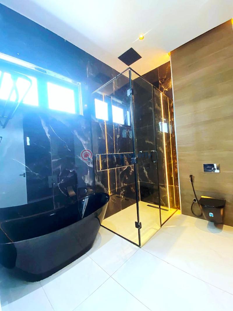 5 bedroom Detached Duplex For Sale Ikota Lekki Lagos - 19