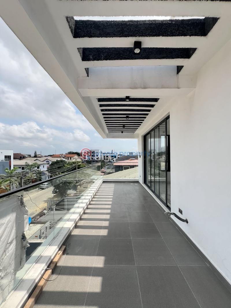 Contemporary 5 bedroom fully detached duplex + cinema - 6 5 bedroom Detached Duplex For Sale Lekki Phase 1 Lekki Lagos - 6