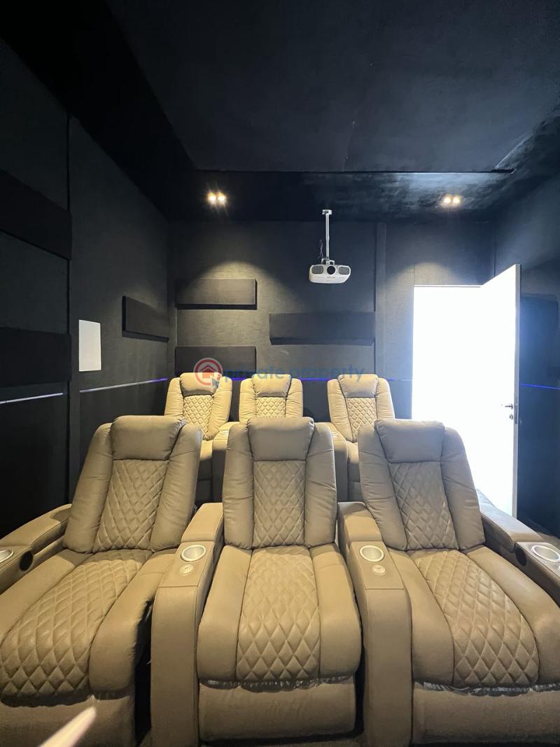 Contemporary 5 bedroom fully detached duplex + cinema - 12 5 bedroom Detached Duplex For Sale Lekki Phase 1 Lekki Lagos - 12