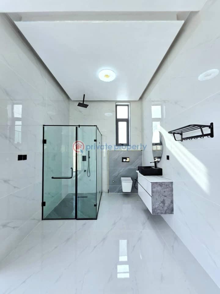 5 bedroom Detached Duplex For Sale Chevron Drive Lekki Lagos - 9